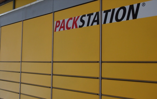 Gelbe Pckstation der DHL